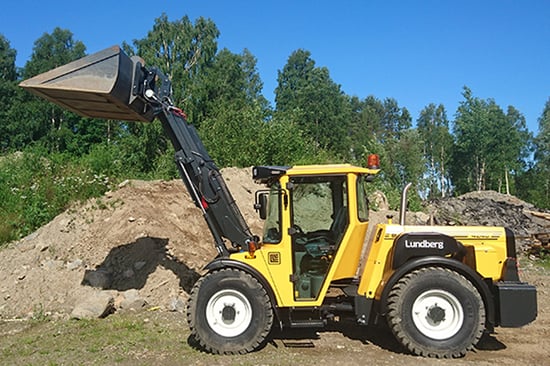 700x466_Lundberg_lifting_loading_unloading
