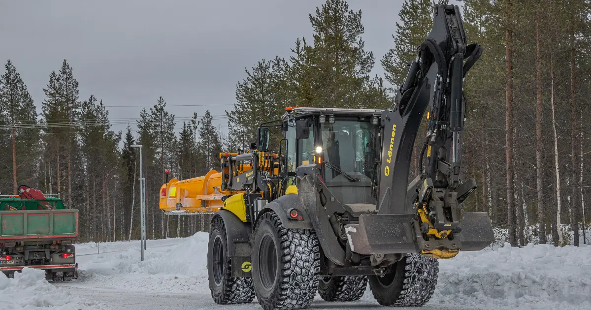 Sallan uusi Lännen 8800M ei ole ensimmäinen Länkkäri kunnassa – edellinen 8600G palveli 14 000 työtuntia ennen vaihtoaan.